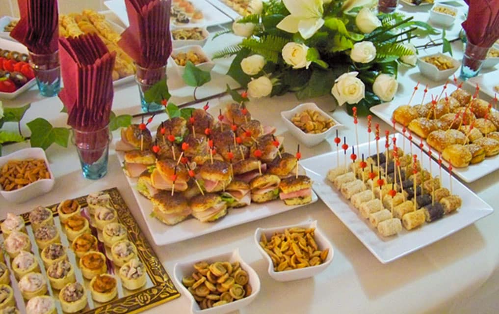 Quel est le prix moyen d'un repas de mariage ? Mariages du Monde