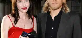 Charlie Hunnam et Morgana McNelis